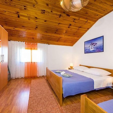 Apartment Matkos - With Garden And Terrace Nin Luaran gambar