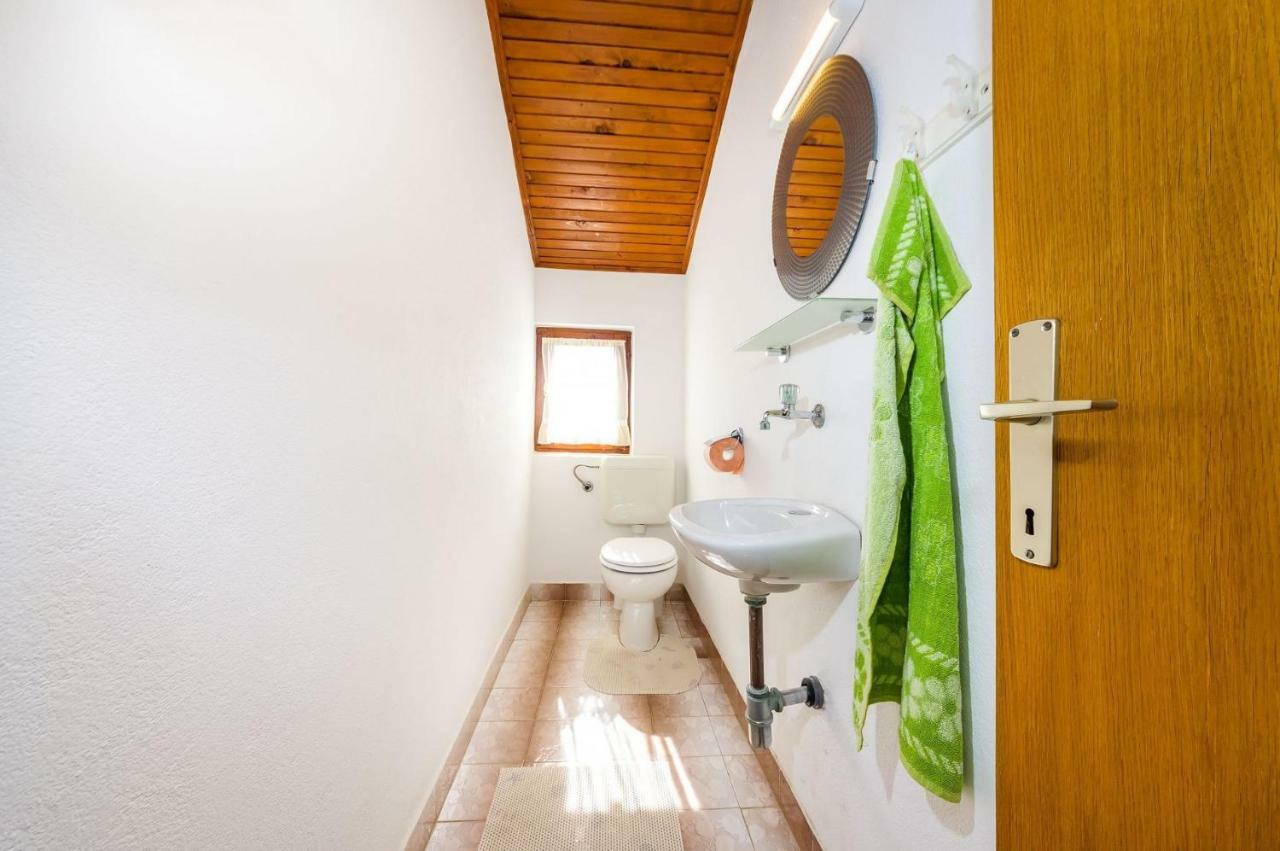 Apartment Matkos - With Garden And Terrace Nin Luaran gambar