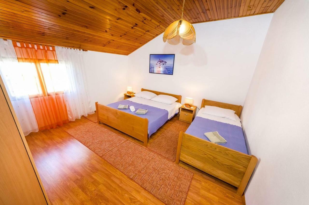 Apartment Matkos - With Garden And Terrace Nin Luaran gambar